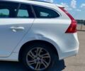 Вольво B60, объемом двигателя 1.6 л и пробегом 220 тыс. км за 11900 $, фото 6 на Automoto.ua