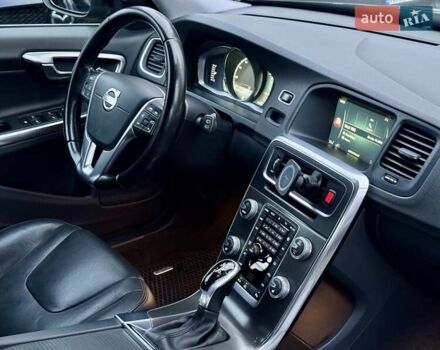 Вольво B60, об'ємом двигуна 1.97 л та пробігом 152 тис. км за 12000 $, фото 15 на Automoto.ua