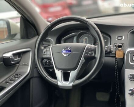 Вольво B60, объемом двигателя 2 л и пробегом 148 тыс. км за 13950 $, фото 22 на Automoto.ua