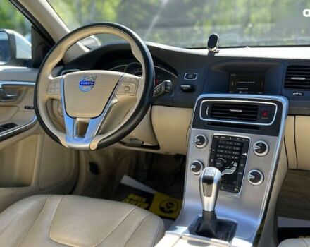 Вольво B60, об'ємом двигуна 2 л та пробігом 261 тис. км за 14650 $, фото 12 на Automoto.ua