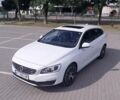 Вольво B60, об'ємом двигуна 2 л та пробігом 212 тис. км за 13500 $, фото 1 на Automoto.ua