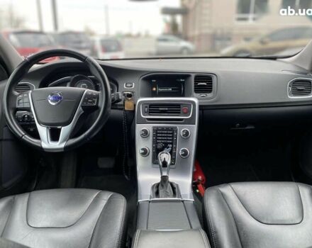 Вольво B60, объемом двигателя 2 л и пробегом 148 тыс. км за 13950 $, фото 23 на Automoto.ua