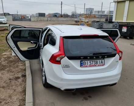 Вольво B60, об'ємом двигуна 1.98 л та пробігом 110 тис. км за 16000 $, фото 20 на Automoto.ua