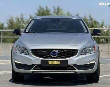 Вольво B60, объемом двигателя 2 л и пробегом 195 тыс. км за 15650 $, фото 3 на Automoto.ua