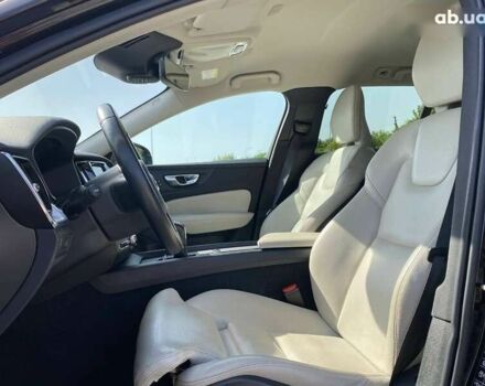 Вольво B60 2019 в Львове на Automoto.ua Вольво B60, объемом двигателя 2 л и пробегом 189 тыс. км за 24190 $, фото 10 на Automoto.ua