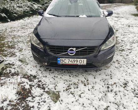 Вольво B60, объемом двигателя 2 л и пробегом 280 тыс. км за 12000 $, фото 1 на Automoto.ua