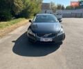 Серый Вольво B60, объемом двигателя 2 л и пробегом 380 тыс. км за 10700 $, фото 1 на Automoto.ua