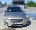 Серый Вольво B60, объемом двигателя 1.56 л и пробегом 280 тыс. км за 9300 $, фото 1 на Automoto.ua