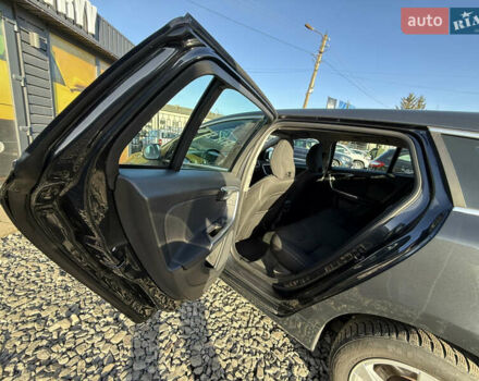 Сірий Вольво B60, об'ємом двигуна 2 л та пробігом 255 тис. км за 10700 $, фото 39 на Automoto.ua