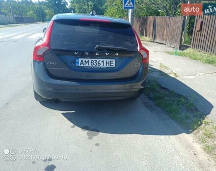 Серый Вольво B60, объемом двигателя 1.98 л и пробегом 450 тыс. км за 8500 $, фото 3 на Automoto.ua