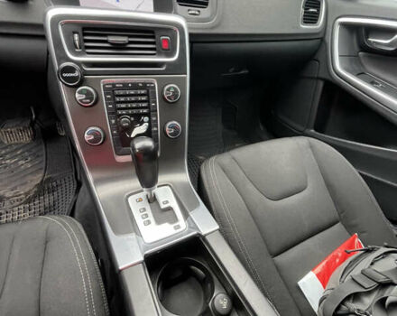 Серый Вольво B60, объемом двигателя 1.98 л и пробегом 254 тыс. км за 10499 $, фото 21 на Automoto.ua