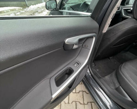 Серый Вольво B60, объемом двигателя 1.98 л и пробегом 254 тыс. км за 10499 $, фото 33 на Automoto.ua