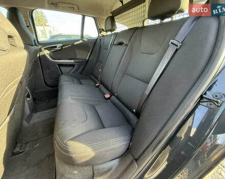 Сірий Вольво B60, об'ємом двигуна 2 л та пробігом 255 тис. км за 10700 $, фото 38 на Automoto.ua