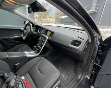 Серый Вольво B60, объемом двигателя 1.98 л и пробегом 254 тыс. км за 10499 $, фото 25 на Automoto.ua