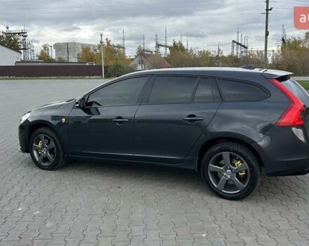 Вольво B60 2011 в Луцке на Automoto.ua Серый Вольво B60, объемом двигателя 1.98 л и пробегом 287 тыс. км за 12500 $, фото 7 на Automoto.ua