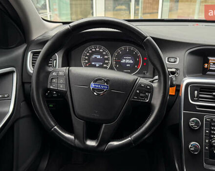 Сірий Вольво B60, об'ємом двигуна 2 л та пробігом 259 тис. км за 8500 $, фото 8 на Automoto.ua