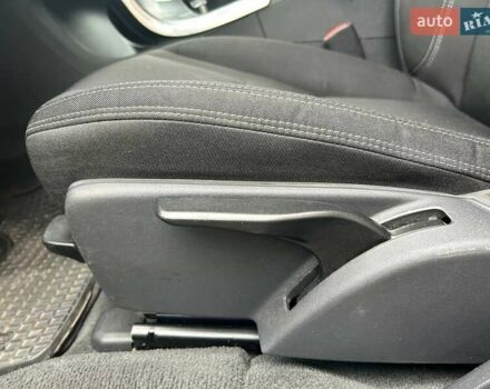 Вольво B60 2011 в Львове на Automoto.ua Серый Вольво B60, объемом двигателя 1.98 л и пробегом 254 тыс. км за 11500 $, фото 13 на Automoto.ua