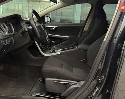 Сірий Вольво B60, об'ємом двигуна 2 л та пробігом 259 тис. км за 8500 $, фото 11 на Automoto.ua