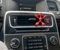 Серый Вольво B60, объемом двигателя 2 л и пробегом 270 тыс. км за 10500 $, фото 5 на Automoto.ua