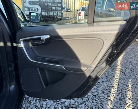 Сірий Вольво B60, об'ємом двигуна 2 л та пробігом 255 тис. км за 10700 $, фото 34 на Automoto.ua