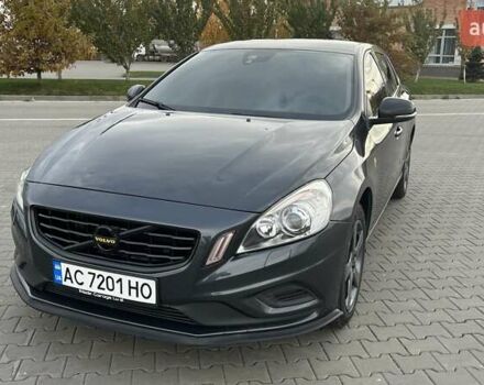 Вольво B60 2011 в Луцке на Automoto.ua Серый Вольво B60, объемом двигателя 1.98 л и пробегом 287 тыс. км за 12500 $, фото 4 на Automoto.ua