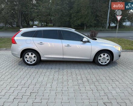 Серый Вольво B60, объемом двигателя 1.56 л и пробегом 302 тыс. км за 9500 $, фото 7 на Automoto.ua