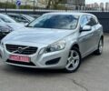 Серый Вольво B60, объемом двигателя 2 л и пробегом 217 тыс. км за 12300 $, фото 1 на Automoto.ua