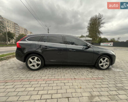 Сірий Вольво B60, об'ємом двигуна 2.4 л та пробігом 350 тис. км за 11450 $, фото 4 на Automoto.ua