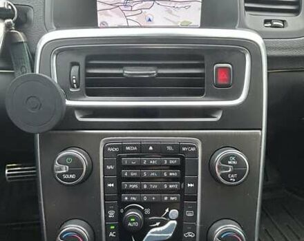 Вольво B60 2011 в Луцке на Automoto.ua Серый Вольво B60, объемом двигателя 1.98 л и пробегом 287 тыс. км за 12500 $, фото 29 на Automoto.ua