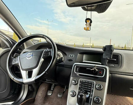 Сірий Вольво B60, об'ємом двигуна 1.6 л та пробігом 220 тис. км за 10000 $, фото 17 на Automoto.ua