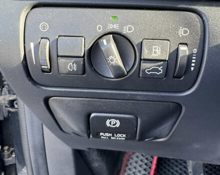 Сірий Вольво B60, об'ємом двигуна 1.56 л та пробігом 271 тис. км за 10300 $, фото 42 на Automoto.ua