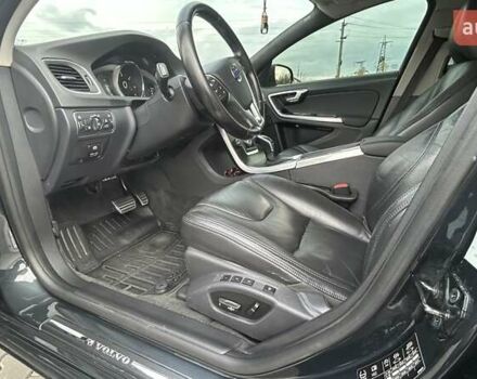 Вольво B60 2011 в Луцке на Automoto.ua Серый Вольво B60, объемом двигателя 1.98 л и пробегом 287 тыс. км за 12500 $, фото 23 на Automoto.ua