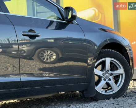 Сірий Вольво B60, об'ємом двигуна 2 л та пробігом 255 тис. км за 10700 $, фото 25 на Automoto.ua