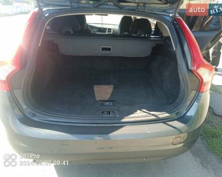 Серый Вольво B60, объемом двигателя 1.98 л и пробегом 450 тыс. км за 8500 $, фото 6 на Automoto.ua