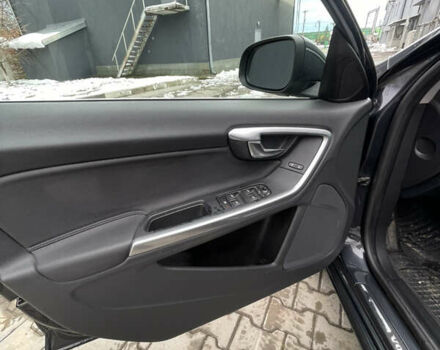 Серый Вольво B60, объемом двигателя 1.98 л и пробегом 254 тыс. км за 10499 $, фото 34 на Automoto.ua