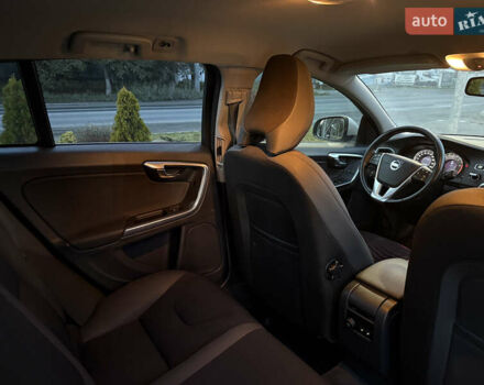 Серый Вольво B60, объемом двигателя 1.56 л и пробегом 302 тыс. км за 9500 $, фото 15 на Automoto.ua