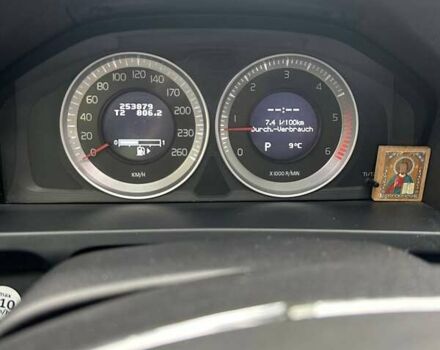 Вольво B60 2011 в Львове на Automoto.ua Серый Вольво B60, объемом двигателя 1.98 л и пробегом 254 тыс. км за 11500 $, фото 6 на Automoto.ua