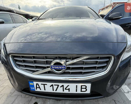 Сірий Вольво B60, об'ємом двигуна 1.6 л та пробігом 220 тис. км за 10000 $, фото 4 на Automoto.ua