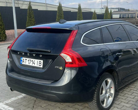 Сірий Вольво B60, об'ємом двигуна 1.6 л та пробігом 220 тис. км за 10000 $, фото 2 на Automoto.ua