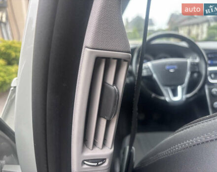 Сірий Вольво B60, об'ємом двигуна 1.6 л та пробігом 212 тис. км за 10850 $, фото 115 на Automoto.ua