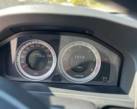 Серый Вольво B60, объемом двигателя 1.98 л и пробегом 320 тыс. км за 10800 $, фото 13 на Automoto.ua