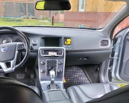 Сірий Вольво B60, об'ємом двигуна 2 л та пробігом 253 тис. км за 10400 $, фото 6 на Automoto.ua