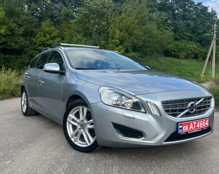 Серый Вольво B60, объемом двигателя 1.6 л и пробегом 213 тыс. км за 10800 $, фото 7 на Automoto.ua