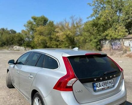 Серый Вольво B60, объемом двигателя 1.98 л и пробегом 320 тыс. км за 10800 $, фото 5 на Automoto.ua