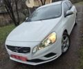 Сірий Вольво B60, об'ємом двигуна 0 л та пробігом 180 тис. км за 9799 $, фото 1 на Automoto.ua