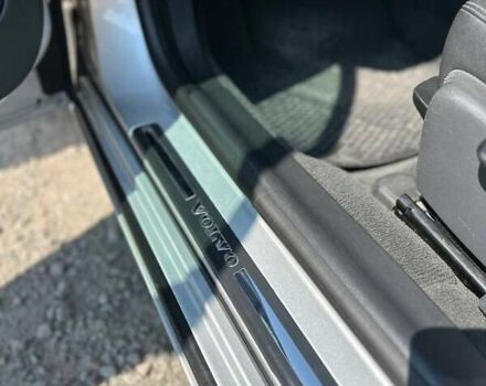 Серый Вольво B60, объемом двигателя 1.98 л и пробегом 320 тыс. км за 10800 $, фото 8 на Automoto.ua