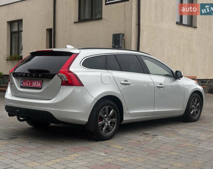 Сірий Вольво B60, об'ємом двигуна 1.6 л та пробігом 212 тис. км за 10850 $, фото 51 на Automoto.ua