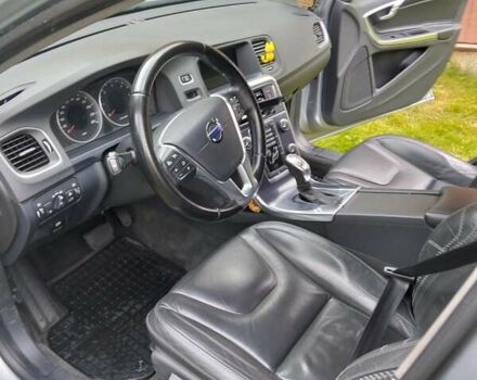 Сірий Вольво B60, об'ємом двигуна 2 л та пробігом 253 тис. км за 10400 $, фото 7 на Automoto.ua