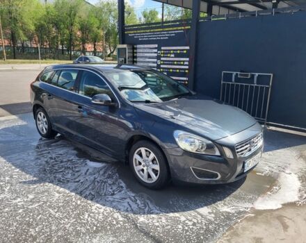 Сірий Вольво B60, об'ємом двигуна 1.6 л та пробігом 187 тис. км за 12200 $, фото 3 на Automoto.ua