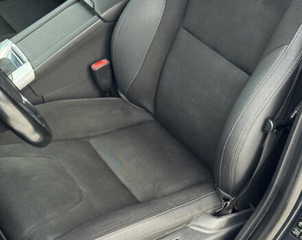 Серый Вольво B60, объемом двигателя 2 л и пробегом 239 тыс. км за 11599 $, фото 35 на Automoto.ua